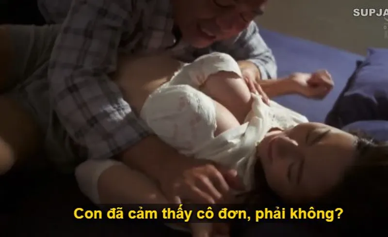 Thấy con trai mãi mê công việc để người tình của con trai cô đơn, bố người chồng làm liều đè chịch con dâu
